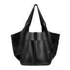 Ruth™ | Leather Bag with Timeless Charm