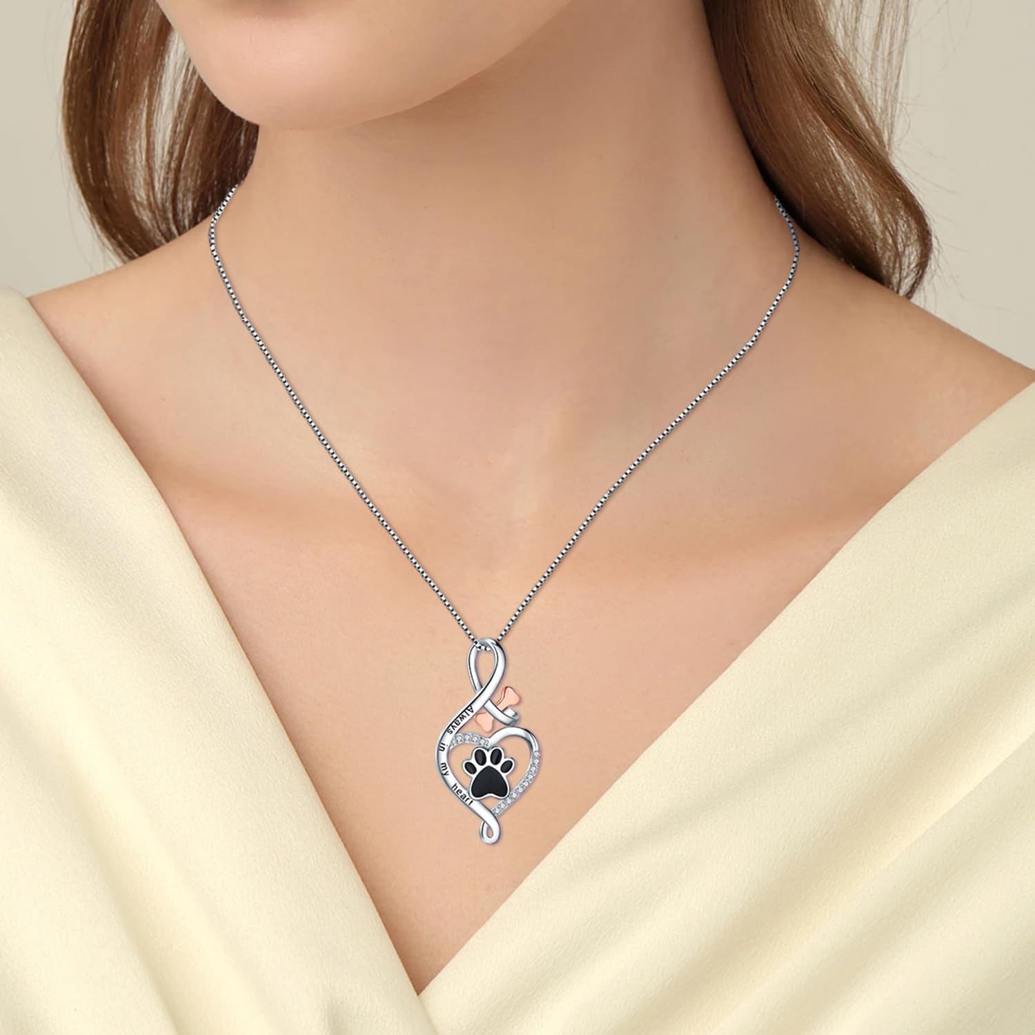 Elowen™ | Lucky Paw Pendant Necklace